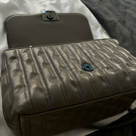 Longchamp Brioche medium in turtlegrey - Picture 10 of 10